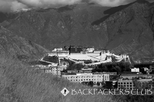 Tibet Tourism Bureau wstrzymuje wystawianie pozwoleń