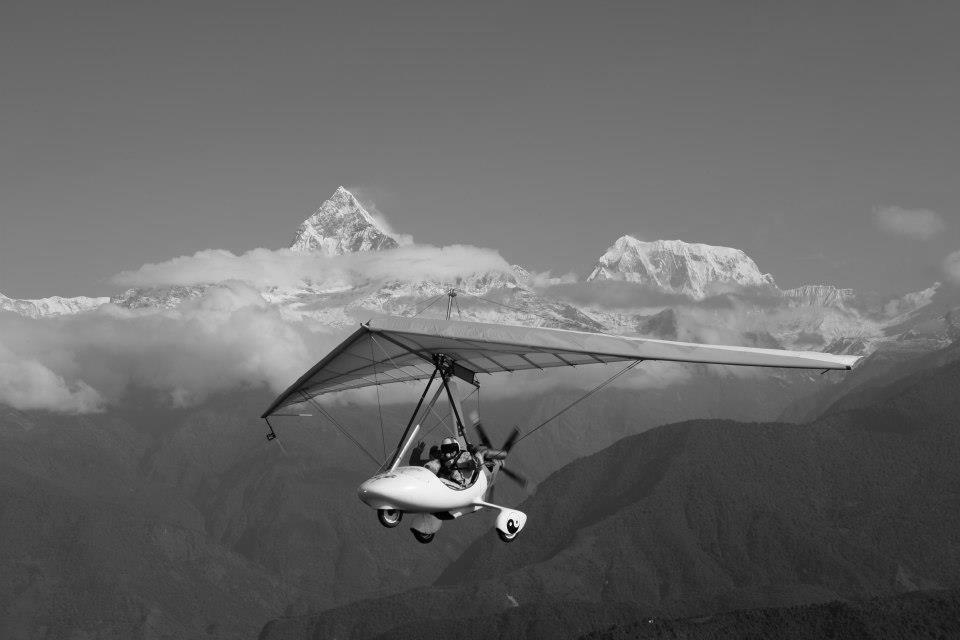 Wypadek Pokhara(Nepal) oraz lot szybowcem nad Himalajami